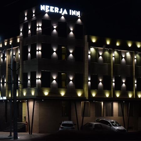 Hotel Neerja Inn ジャイプール エクステリア 写真