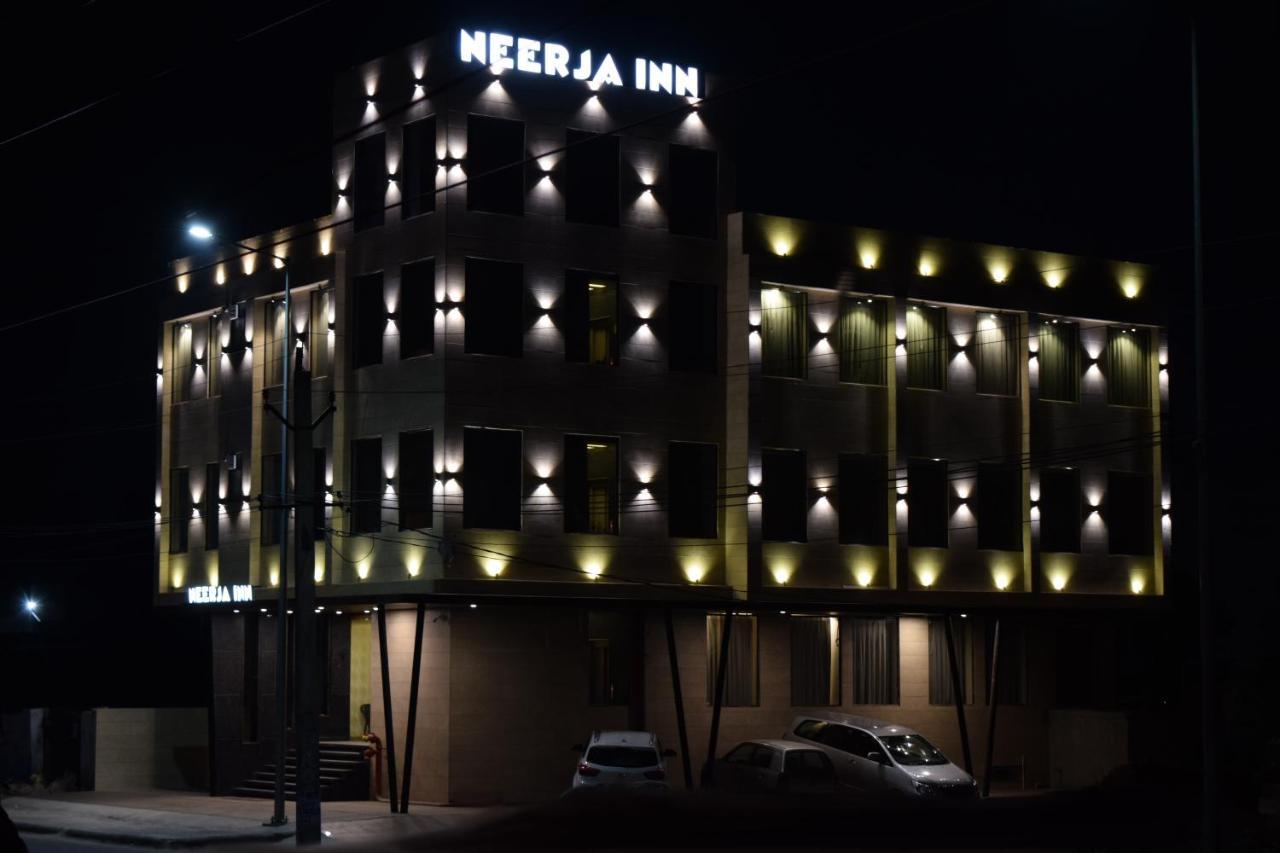 Hotel Neerja Inn ジャイプール エクステリア 写真
